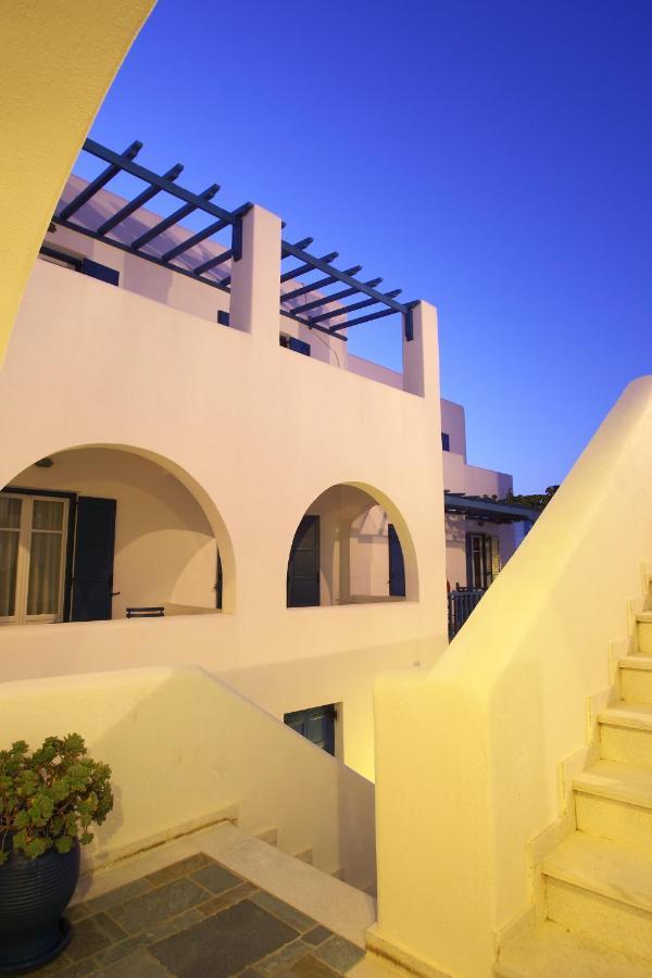 Paros Inn Logaras Exterior foto